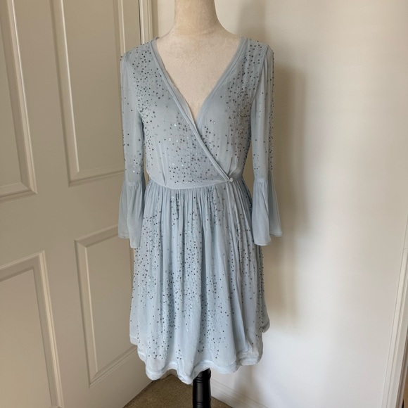 Free People winter solstice wrap mini dress size 4 NWT - Picture 3 of 14